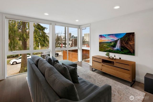 1601 E Jefferson Street, Seattle, WA 98122