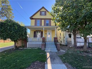 1705 Niagara Street, Niagara Falls, NY 14303