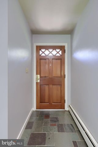 42 OAK LN, Stevens, PA 17578