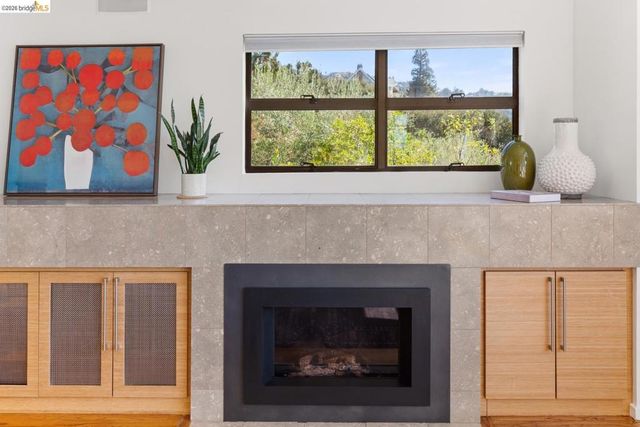 2920 Avalon Ave, Berkeley, CA 94705