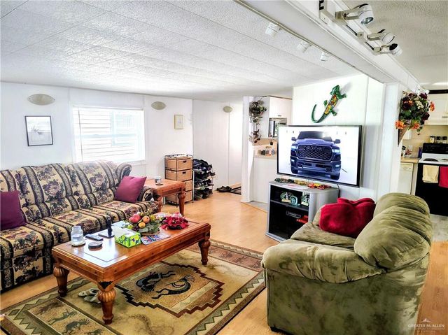 2237 Hidalgo Street, Mercedes, TX 78570