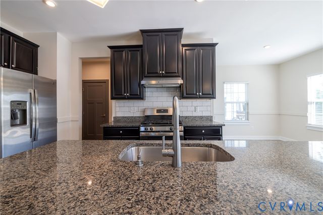 9200 Fairfield Farm Ct, Mechanicsville, VA 23116