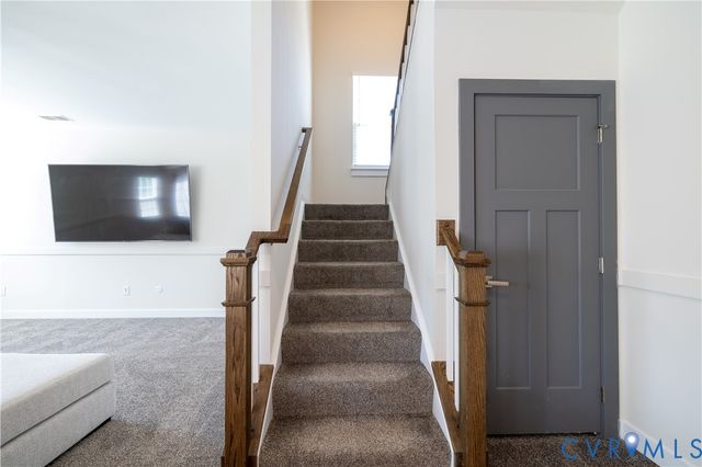 9200 Fairfield Farm Ct, Mechanicsville, VA 23116