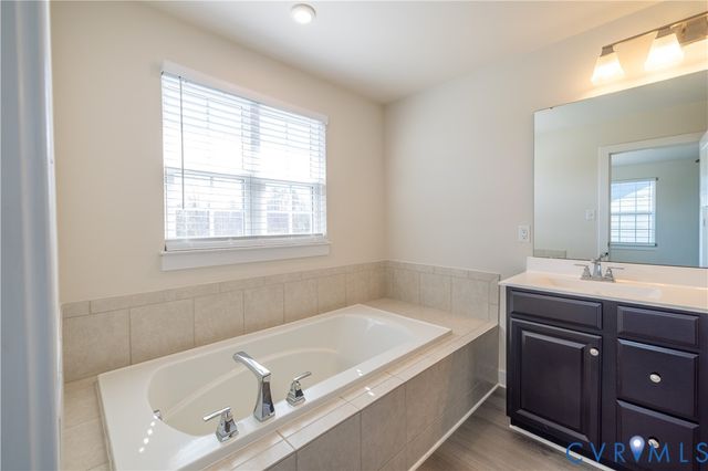 9200 Fairfield Farm Ct, Mechanicsville, VA 23116