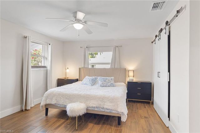 3 Crooked LN # 23, Naples, FL 34112