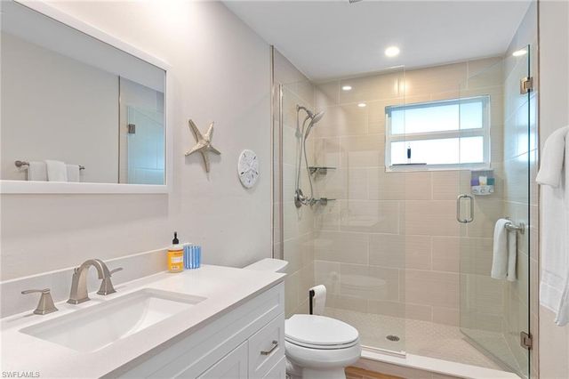 3 Crooked LN # 23, Naples, FL 34112