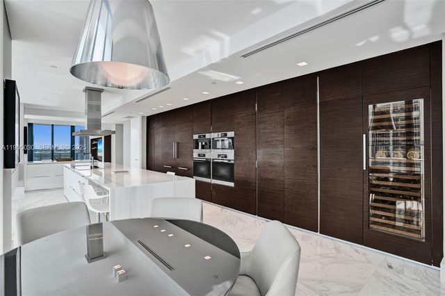 19575 Collins Ave 16, Sunny Isles Beach, FL 33160