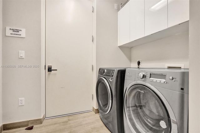 19575 Collins Ave 16, Sunny Isles Beach, FL 33160