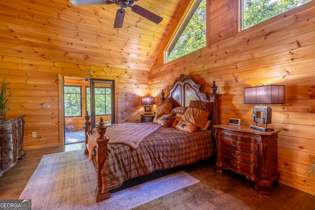 194 Squirrel Chase, Morganton, GA 30560