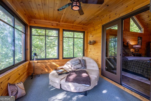 194 Squirrel Chase, Morganton, GA 30560