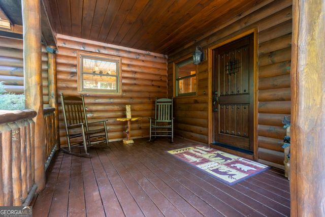 194 Squirrel Chase, Morganton, GA 30560