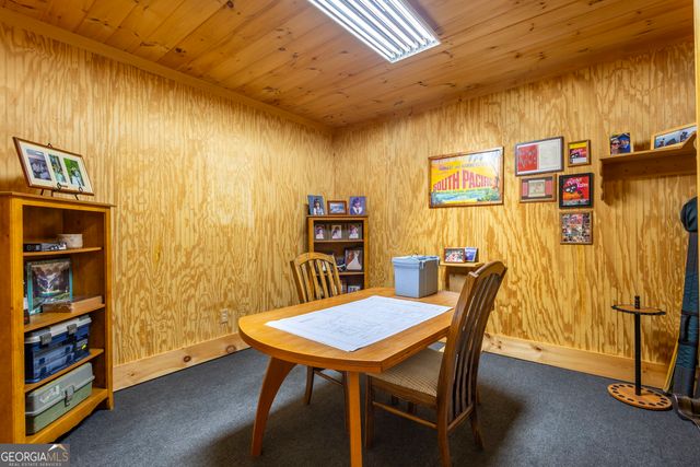 194 Squirrel Chase, Morganton, GA 30560