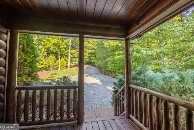 194 Squirrel Chase, Morganton, GA 30560