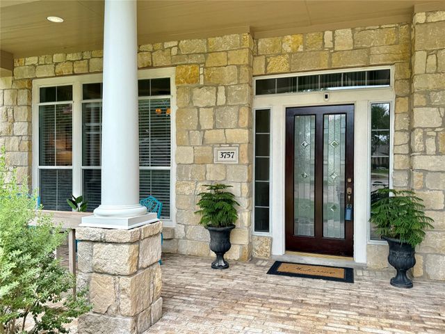3757 Coral Reef Drive, Seabrook, TX 77586