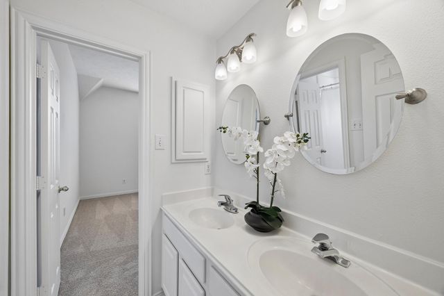 3757 Coral Reef Drive, Seabrook, TX 77586