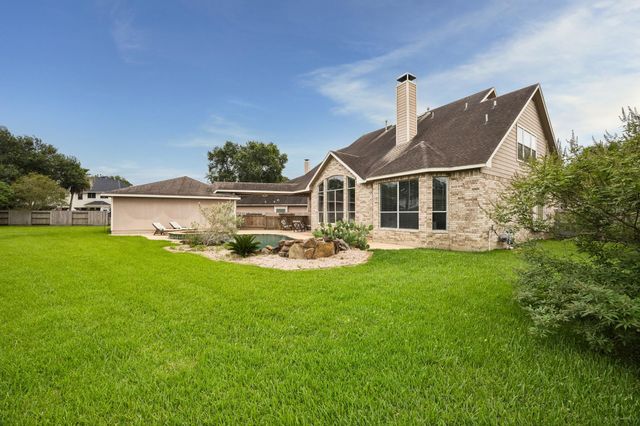 3757 Coral Reef Drive, Seabrook, TX 77586