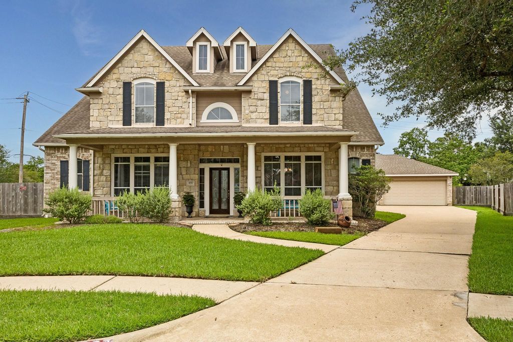 3757 Coral Reef Drive, Seabrook, TX 77586