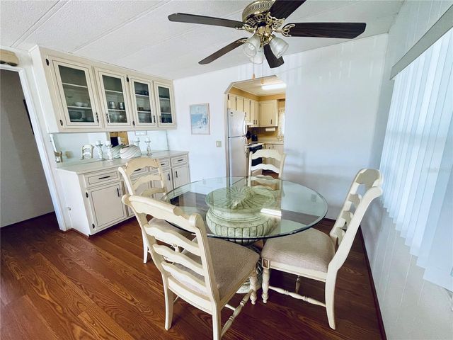 140 MOUNTAIN FIR DRIVE, Palm Harbor, FL 34684