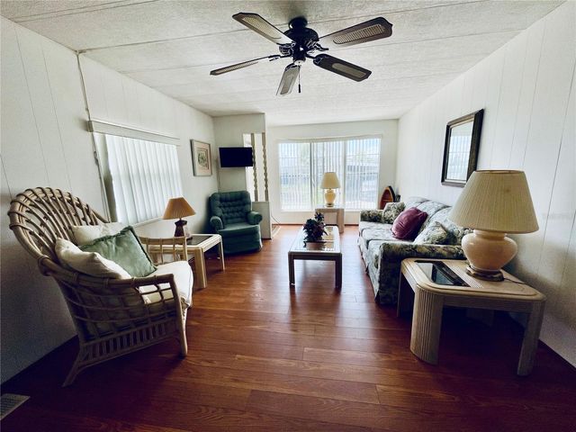 140 MOUNTAIN FIR DRIVE, Palm Harbor, FL 34684