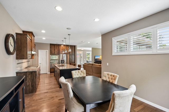 14318 Shore Crest Drive NW, Prior Lake, MN 55372