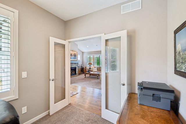 14318 Shore Crest Drive NW, Prior Lake, MN 55372