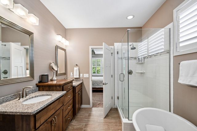 14318 Shore Crest Drive NW, Prior Lake, MN 55372