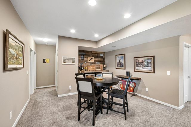 14318 Shore Crest Drive NW, Prior Lake, MN 55372