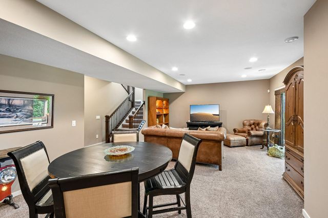14318 Shore Crest Drive NW, Prior Lake, MN 55372