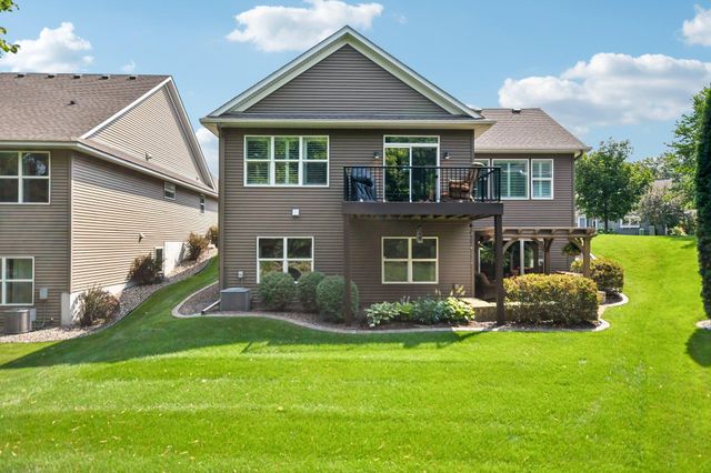 14318 Shore Crest Drive NW, Prior Lake, MN 55372