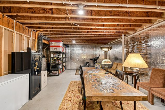 14318 Shore Crest Drive NW, Prior Lake, MN 55372