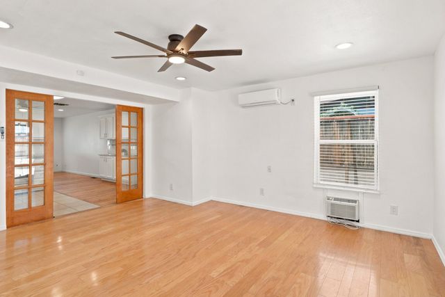 2722 June Street NE, Albuquerque, NM 87112