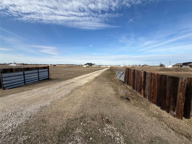 1589 Stiles Road, Whitesboro, TX 76273