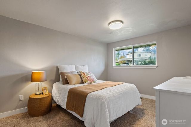 18331 38th Avenue S, Seatac, WA 98188