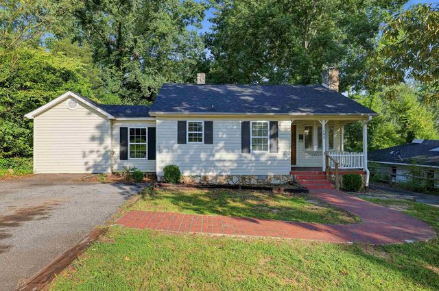 102 Overbrook Circle, Spartanburg, SC 29306