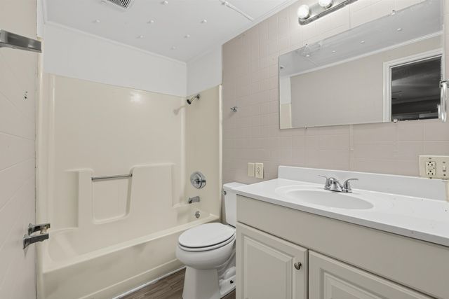 102 Overbrook Circle, Spartanburg, SC 29306