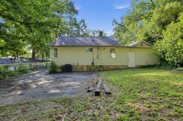 102 Overbrook Circle, Spartanburg, SC 29306