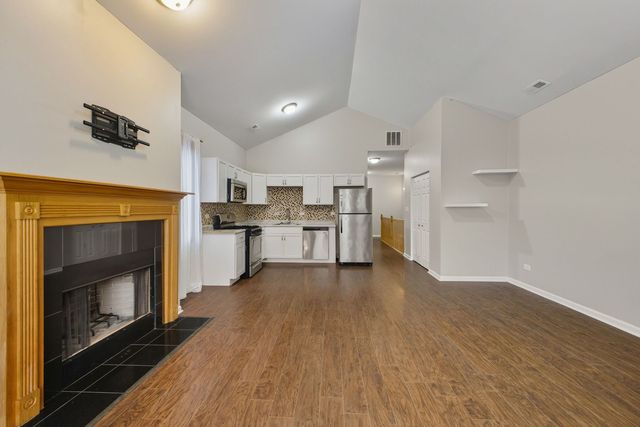 2955 W Wilcox Boulevard 3, Chicago, IL 60612