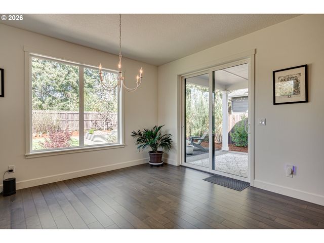 1123 E 2ND Way, La Center, WA 98629