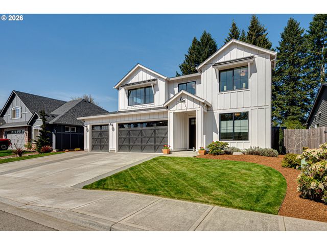 1123 E 2ND Way, La Center, WA 98629