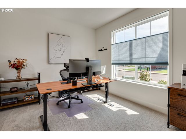 1123 E 2ND Way, La Center, WA 98629