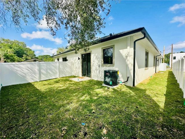 4106 N THATCHER AVENUE A, Tampa, FL 33614