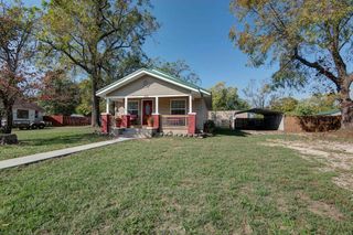 805 North Orchard Crest Avenue, Springfield, MO 65802