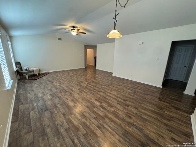 3430 Whisper Haven, Schertz, TX 78108