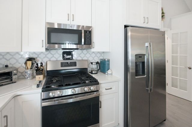 1830 Providence Rd, Northbridge, MA 01534