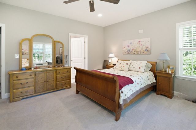 1830 Providence Rd, Northbridge, MA 01534
