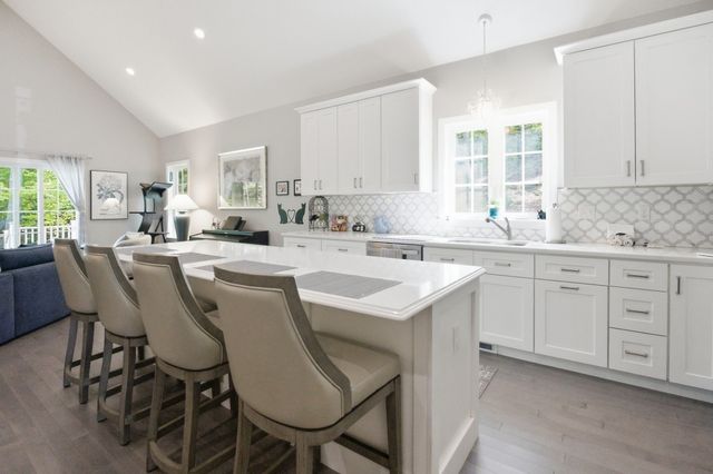 1830 Providence Rd, Northbridge, MA 01534