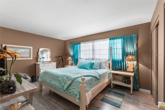 6050 21ST STREET N 17, St Petersburg, FL 33714