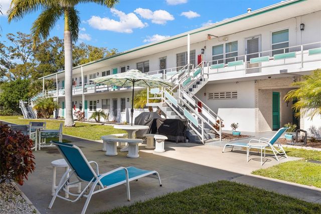 6050 21ST STREET N 17, St Petersburg, FL 33714