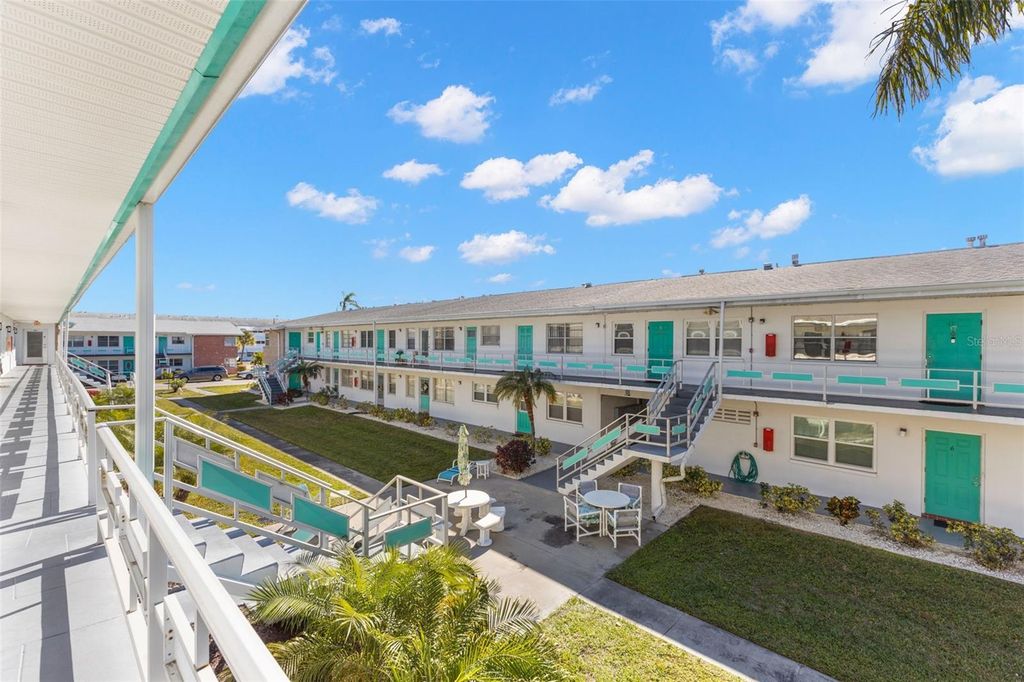 6050 21ST STREET N 17, St Petersburg, FL 33714