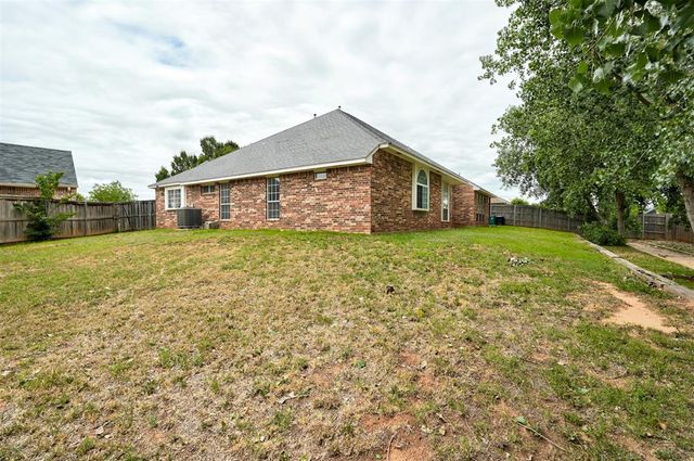 12700 Whitefield Circle, Oklahoma City, OK 73142